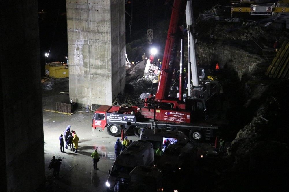 Beton Blok Altında Kalan İşçilerden 1Nin Daha Cansız Bedenine Ulaşıldı