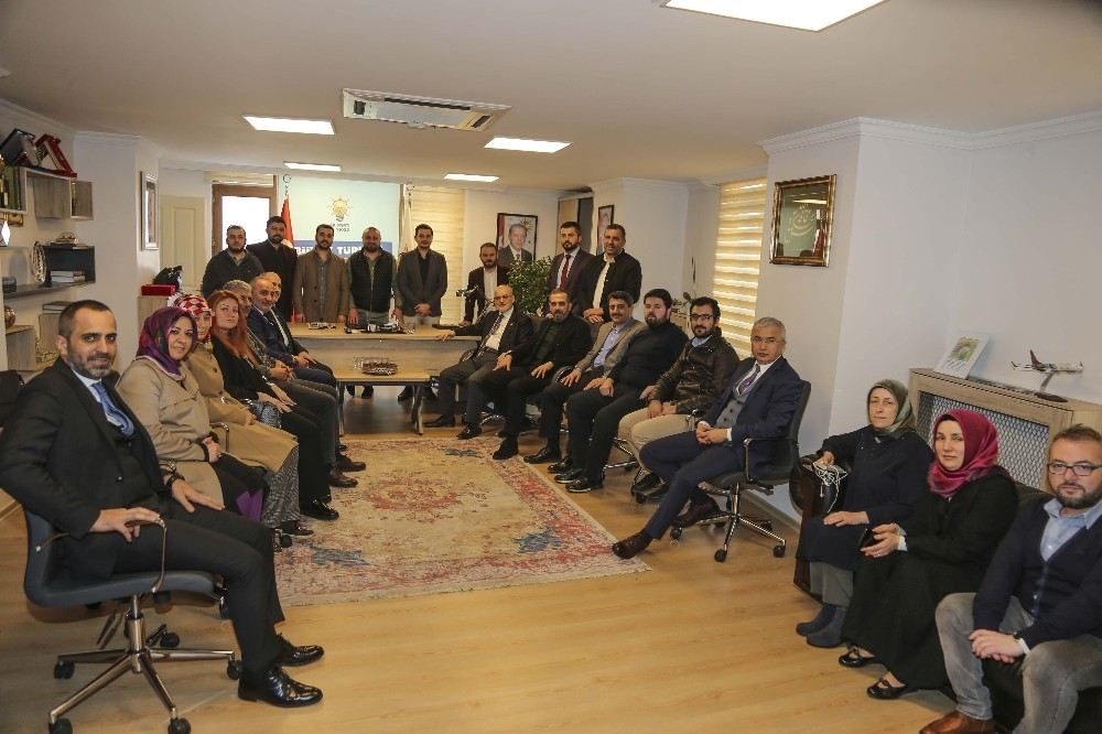 Beykoz Belediye Başkanı Yücel Çelikbilekten Siyasi Partilere Teşekkür Ziyareti