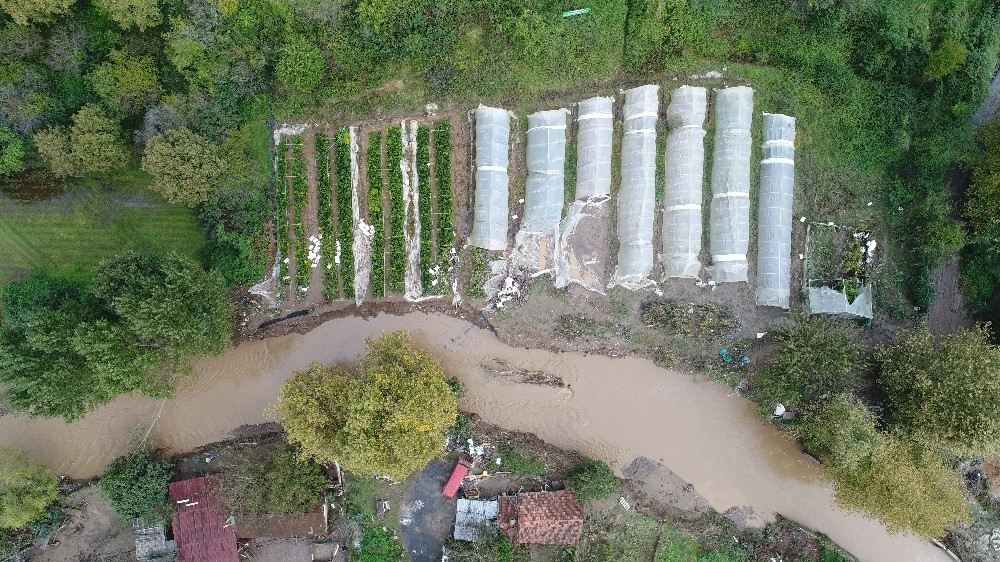 Beykozda Taşan Derenin Verdiği Hasar Havadan Görüntülendi