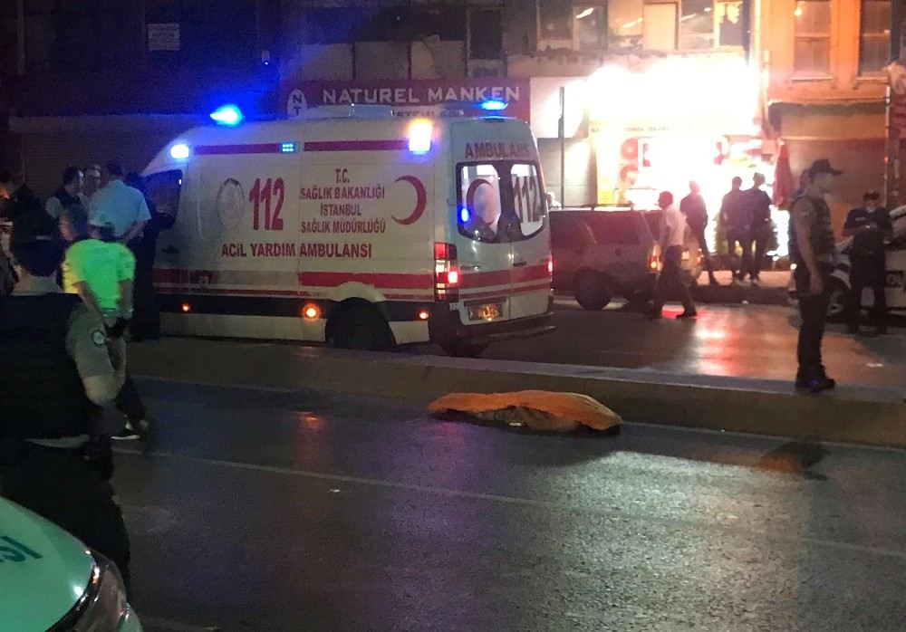 Beyoğlunda Trafik Kazası; 1 Ölü