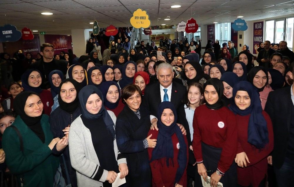 Binali Yıldırım,tenzile Erdoğan Kız Anadolu İmam Hatip Lisesini Ziyaret Etti