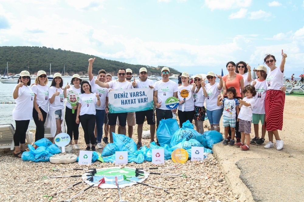 Burgazadada Kıyı Temizliği