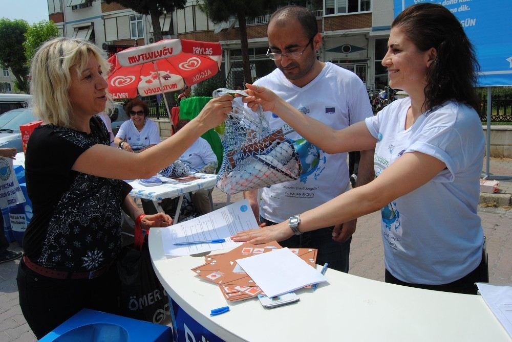 Büyükçekmecede 3 Yıl İçinde 30 Bin Adet File Ve Bez Çanta Dağıtıldı