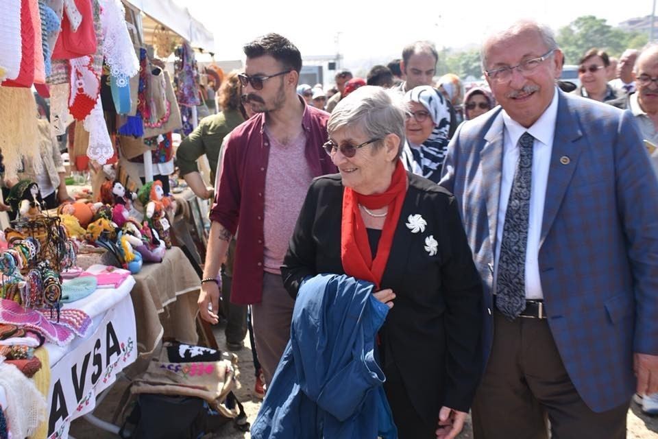 Canan Karatay:  ?Meyve İçerisindeki Şeker Bağışıklık Sistemini Çökertiyor?