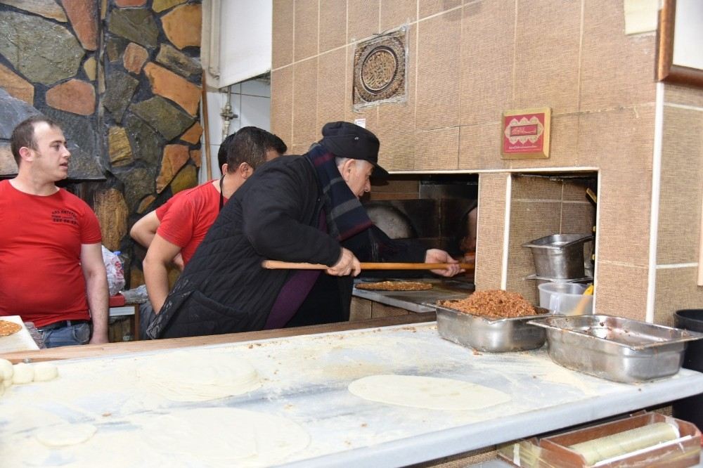  Sarıyer Belediye Başkanı Genç: ?Belediyemiz Aslanlar Gibi Bizim Borcumuz Falan Yok?