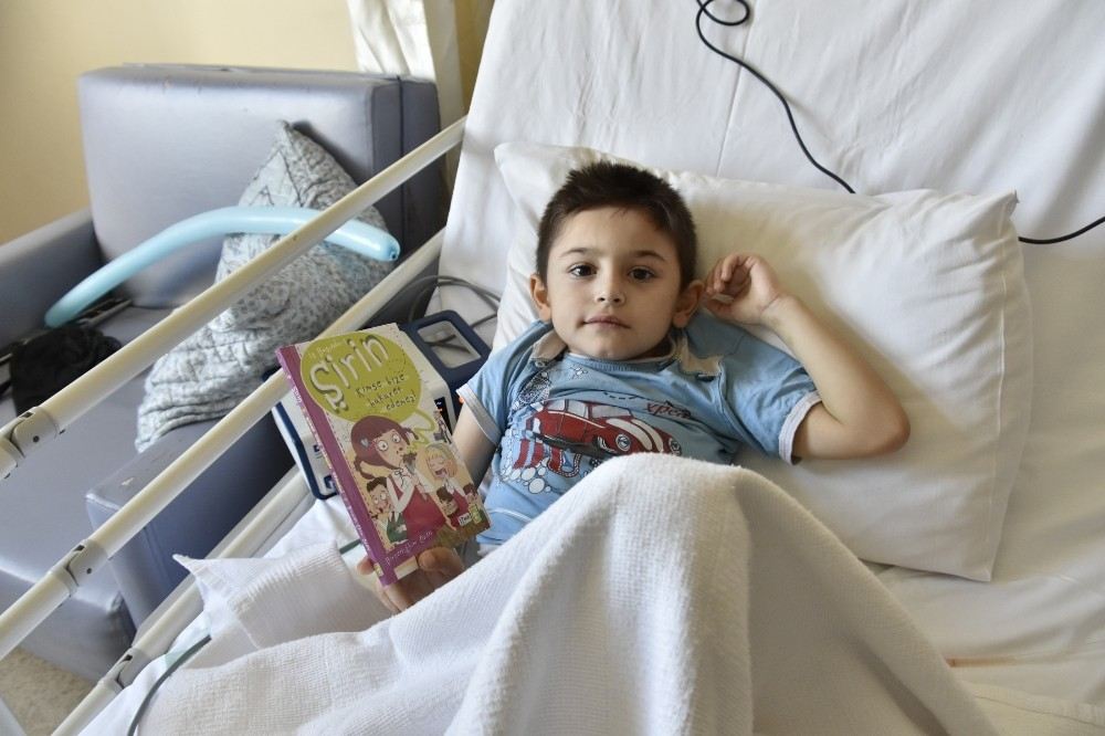 Çocuk Hastalara Kitap Servisi