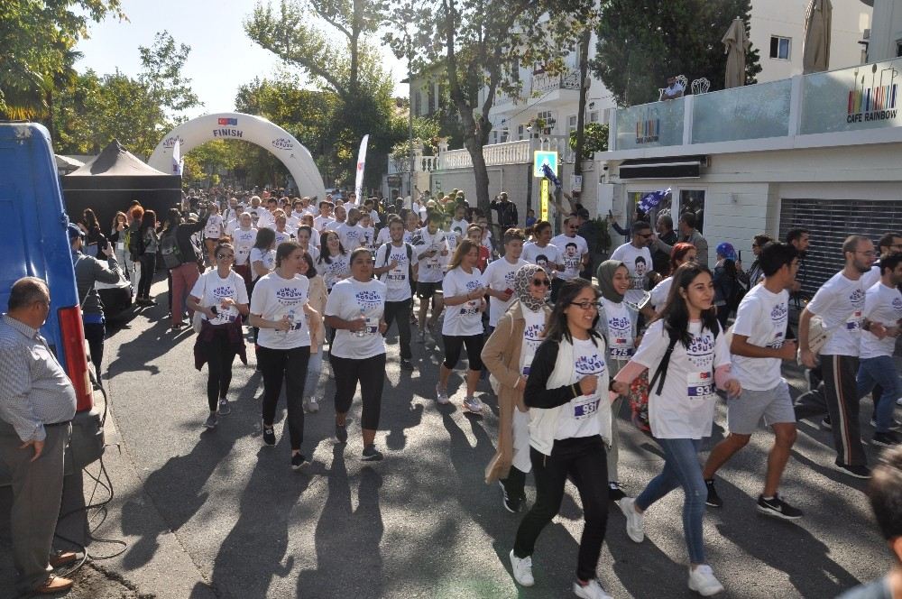 Çocukluk Çağı Kanserine Farkındalık Amacıyla Kaçuv Umut Koşusu Yapıldı