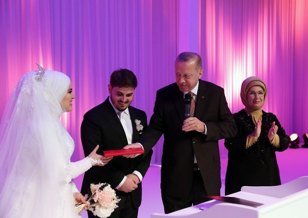 Cumhurbaşkanı Erdoğan, Mahir Ünalın Kızının Nikah Törenine Katıldı