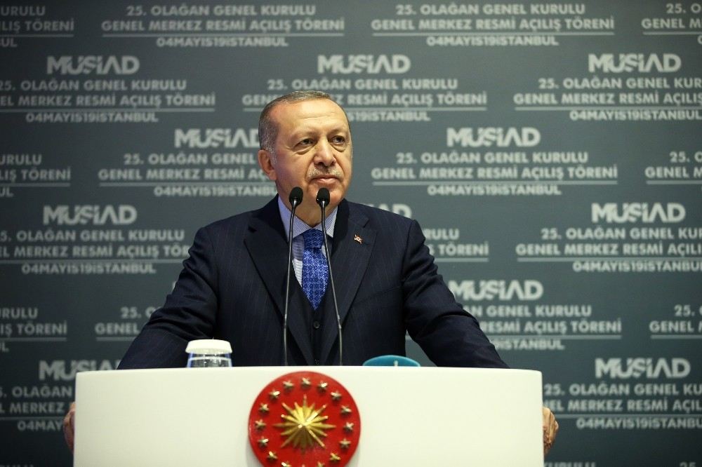 Cumhurbaşkanı Erdoğan: ?Ysk Başkanı Niçin ?Siz Nasıl Olur Da Bizi Tehdit Edersiniz Demiyor?