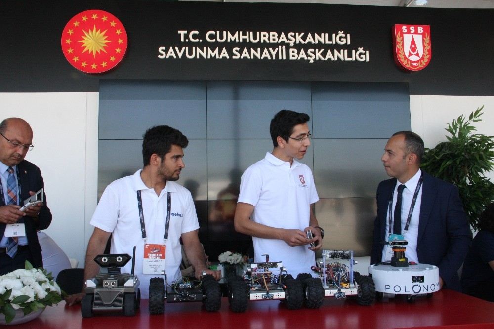 Cumhurbaşkanlığı Savunma Sanayii Başkanlığı Gençlerin Teknofest Heyecanına Ortak Oluyor