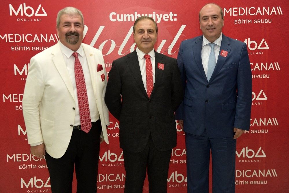 Cumhuriyetin 95İnci Yılında Mba Okulları Hem Bayramı Hem De Okul Açılışını Kutladı