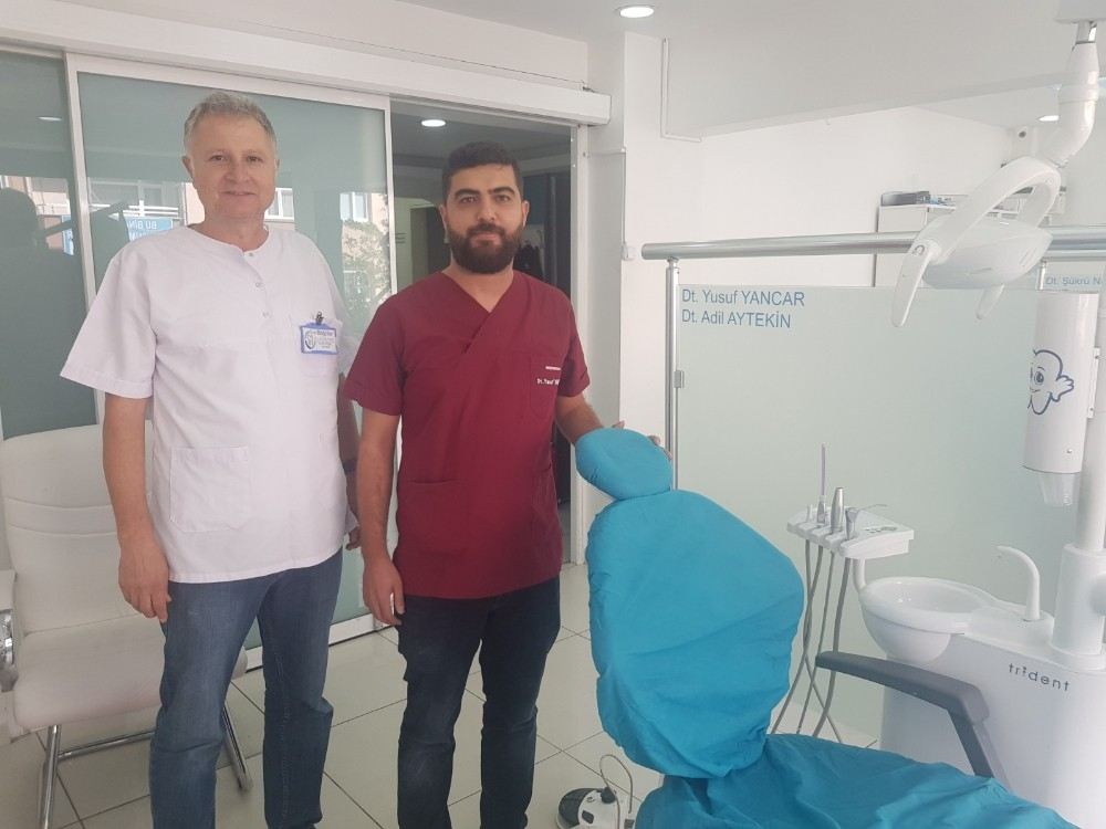 Depreme Muayene Sırasında Yakalanan Diş Hekimi Dehşet Anlarını Anlattı