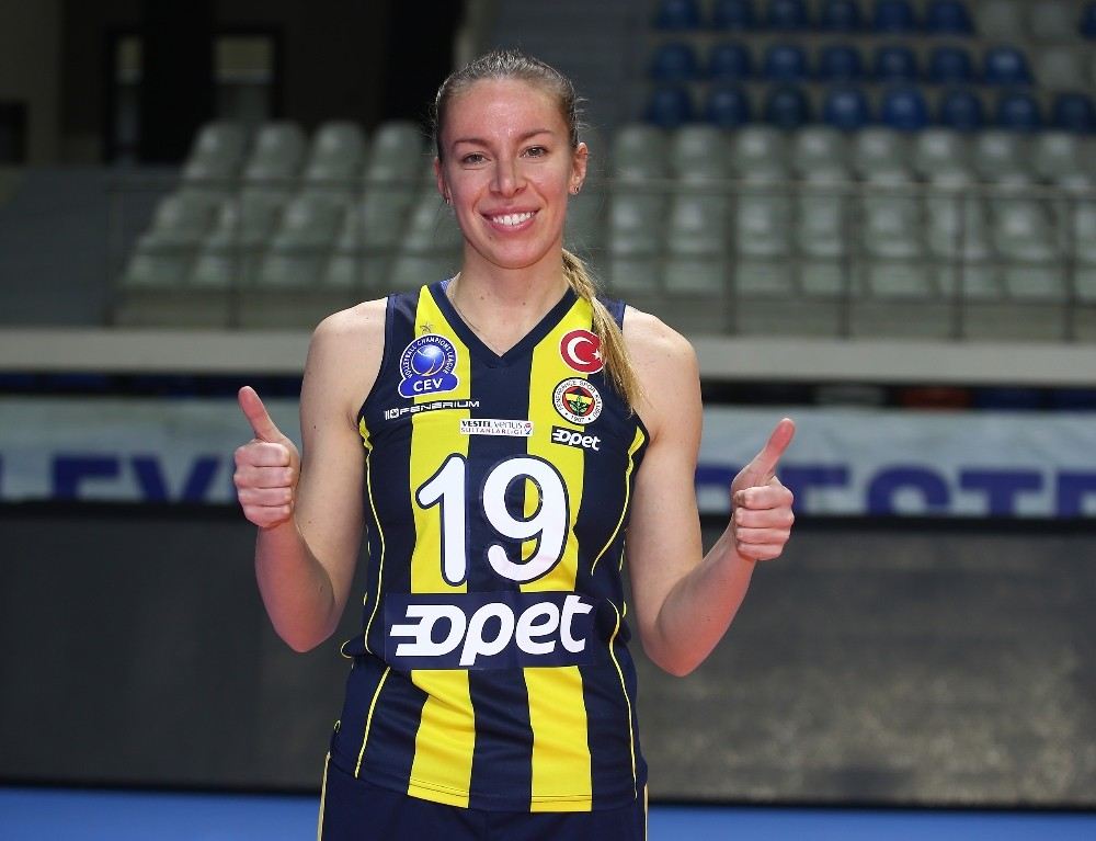 Dobriana Rabadzhieva, Fenerbahçe Opette