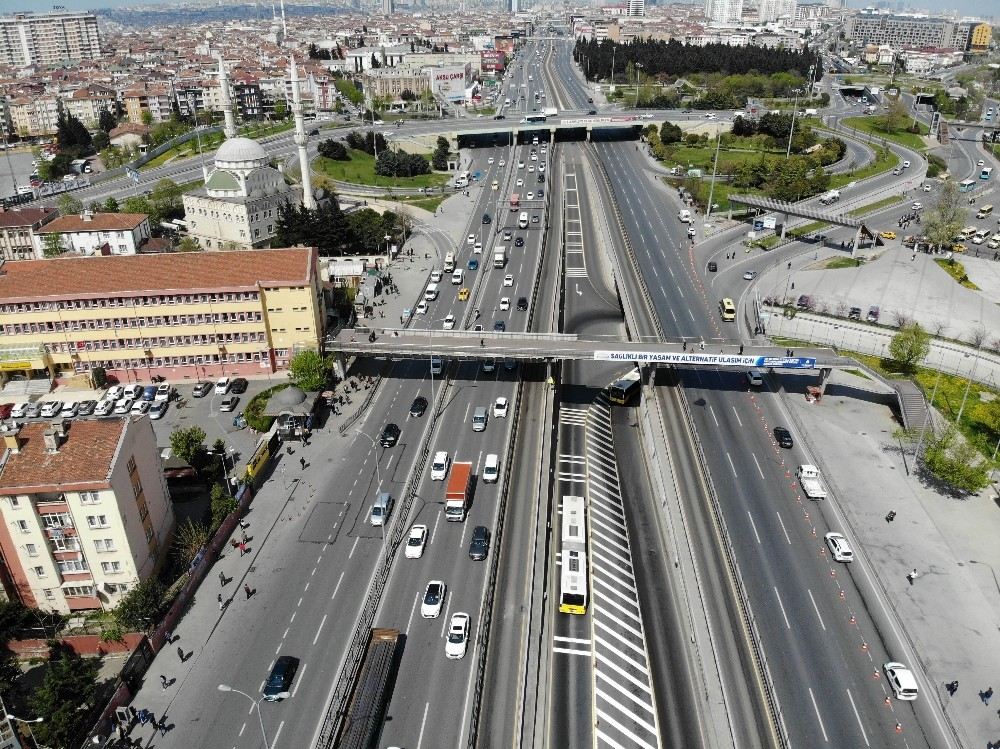 E-5Te İlginç Görüntü, Yollar Bomboş Kaldı