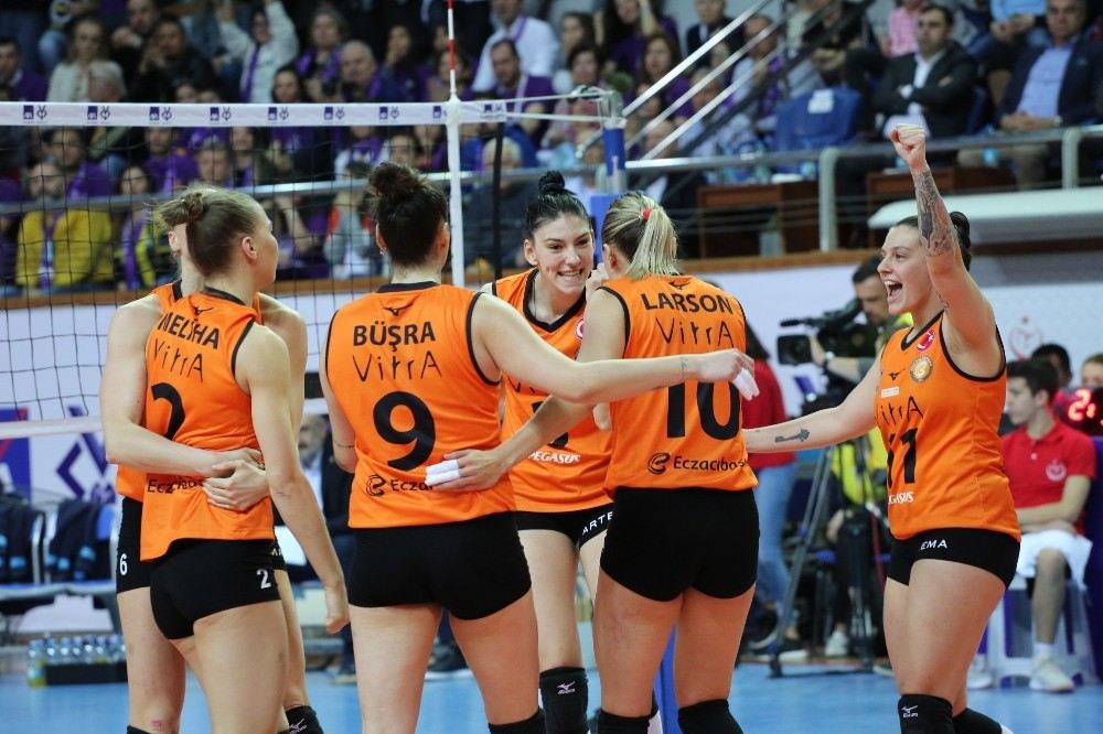 Eczacıbaşı Vitra, Play-Off Maçlarına Başlıyor