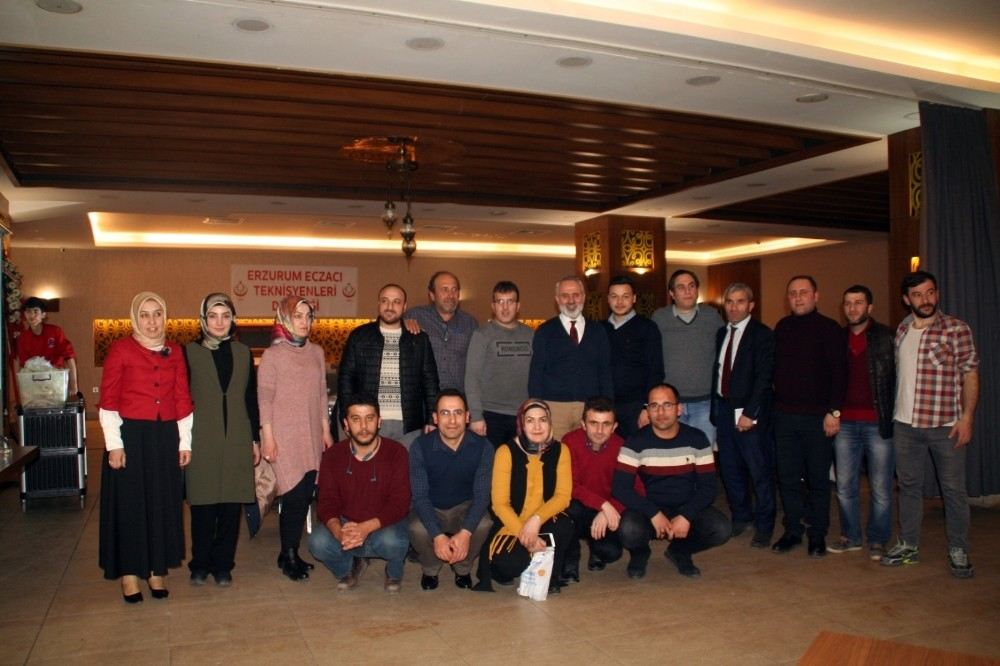 Eczacılar Eğitim Seminerinde Erzurumda Buluştu