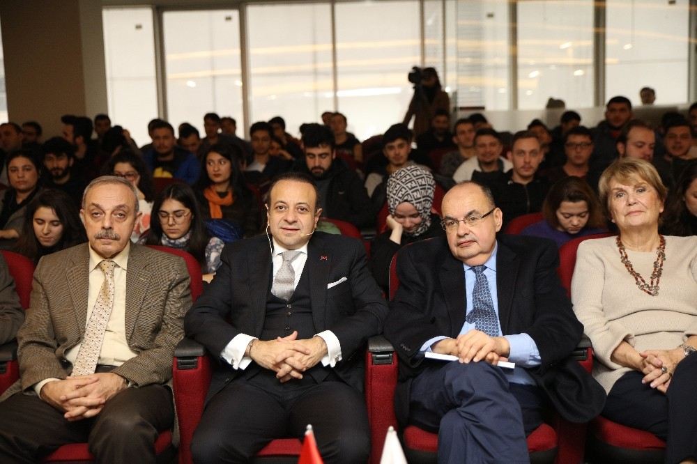 Egemen Bağış: ?Biz Bu Filmi Daha Önce Görmüştük