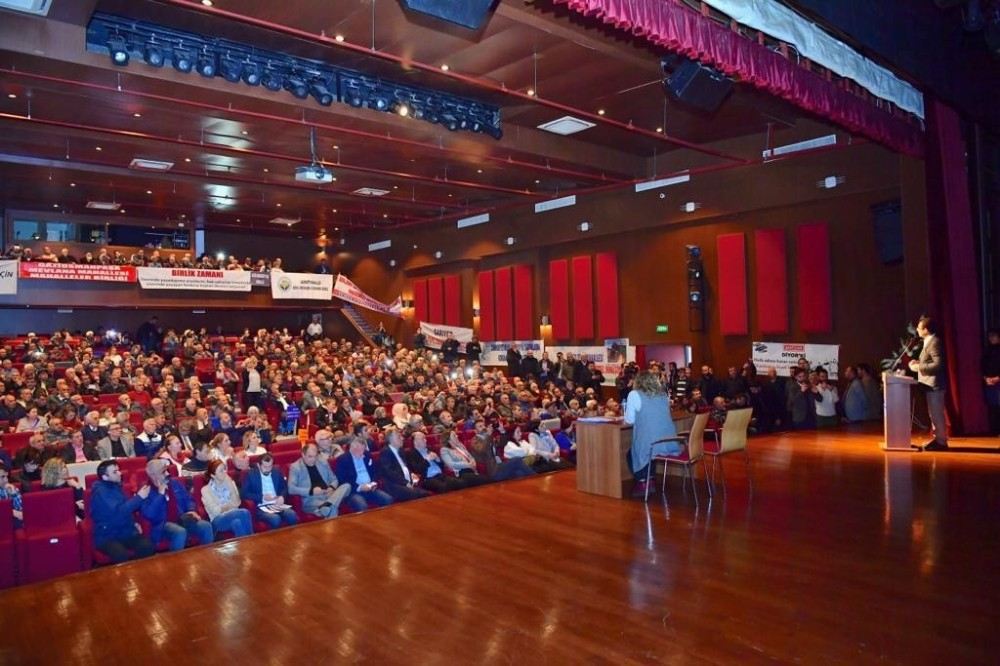 Ekrem İmamoğlu Mahalle Birlikleriyle 6 Maddelik Taahhütname İmzaladı