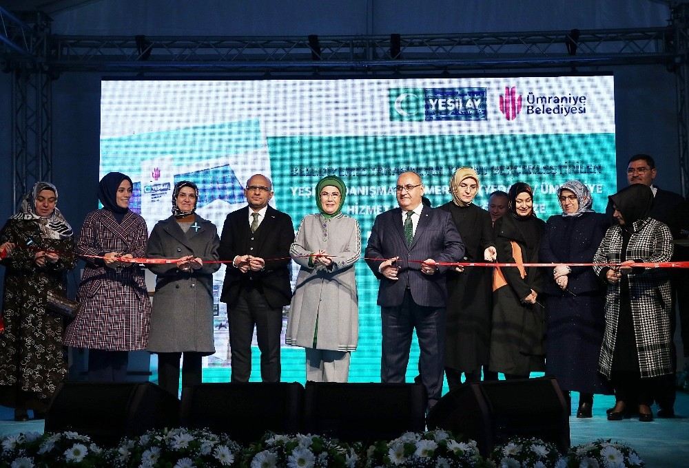 Emine Erdoğan, Ümraniye Yeşilay Danışmanlık Merkezinin Açılışına Katıldı