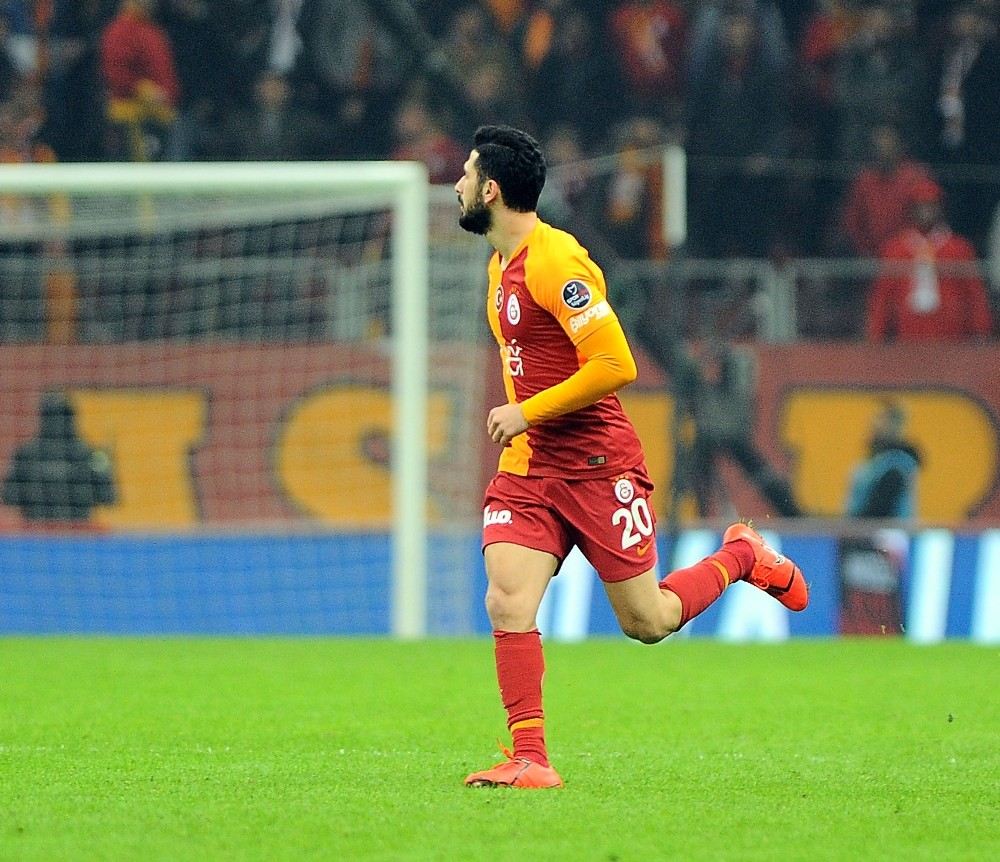 Emre Akbaba 135 Gün Sonra Sahada