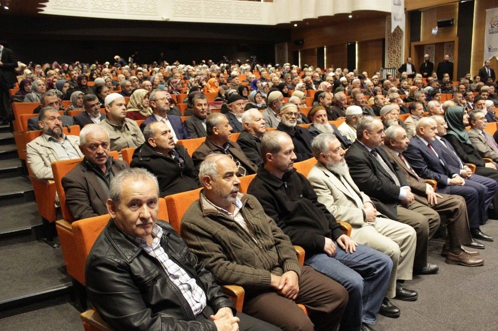 Esenlerde Mevlid-İ Nebi Haftası Nedeniyle  Sünnet Paneli Düzenlendi