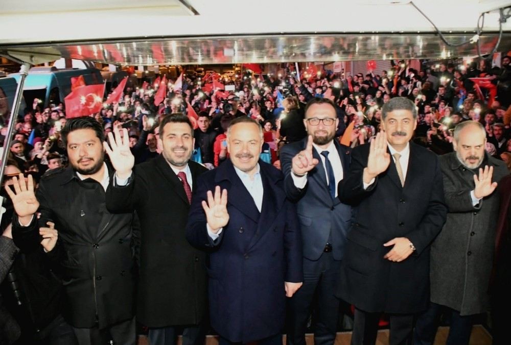 Esenyurtta Ak Parti Adayına Destek İstifası