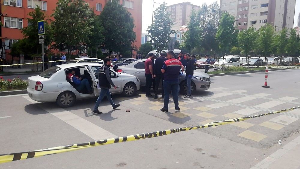 Esenyurtta, Jandarma Ve Zehir Tacirleri Arasında Çatışma