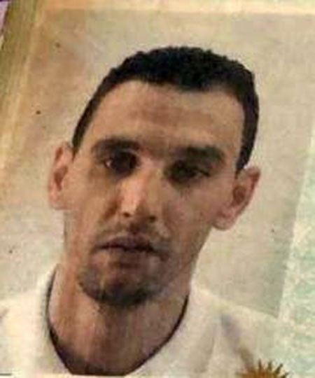Fatihte Cezayirli Şahıs 15 Bıçak Darbesiyle Öldürüldü