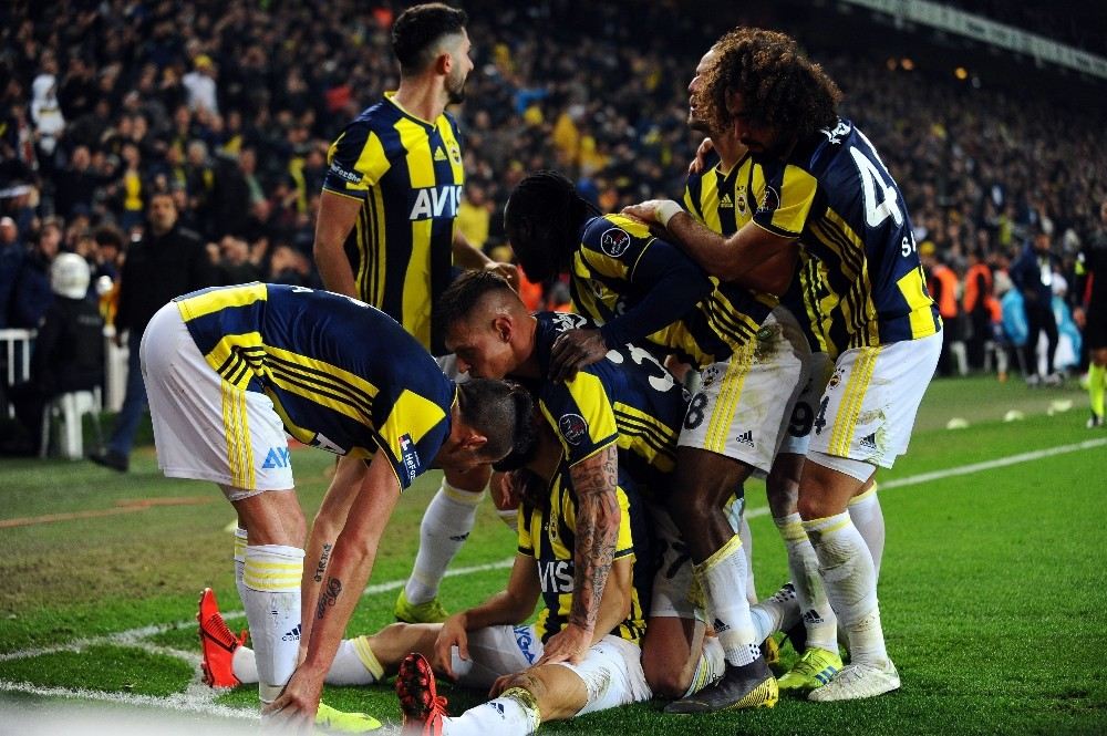 Fenerbahçe, 8 Ay 4 Gün Sonra İstanbul Dışında Kazandı