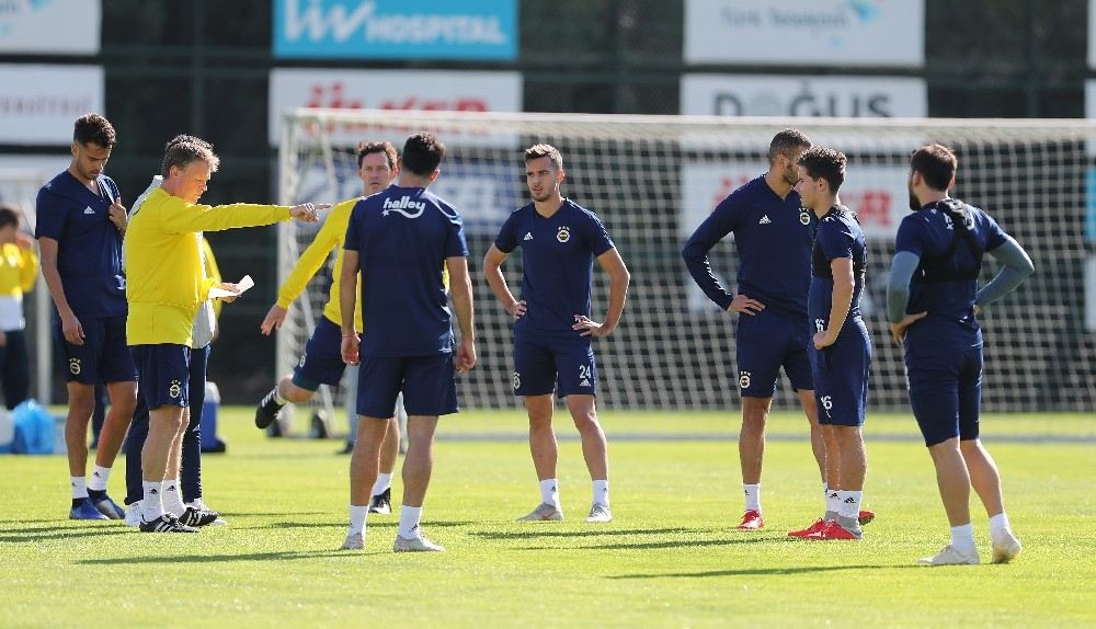 Fenerbahçe, Anderlecht Maçı Hazırlıklarına Başladı