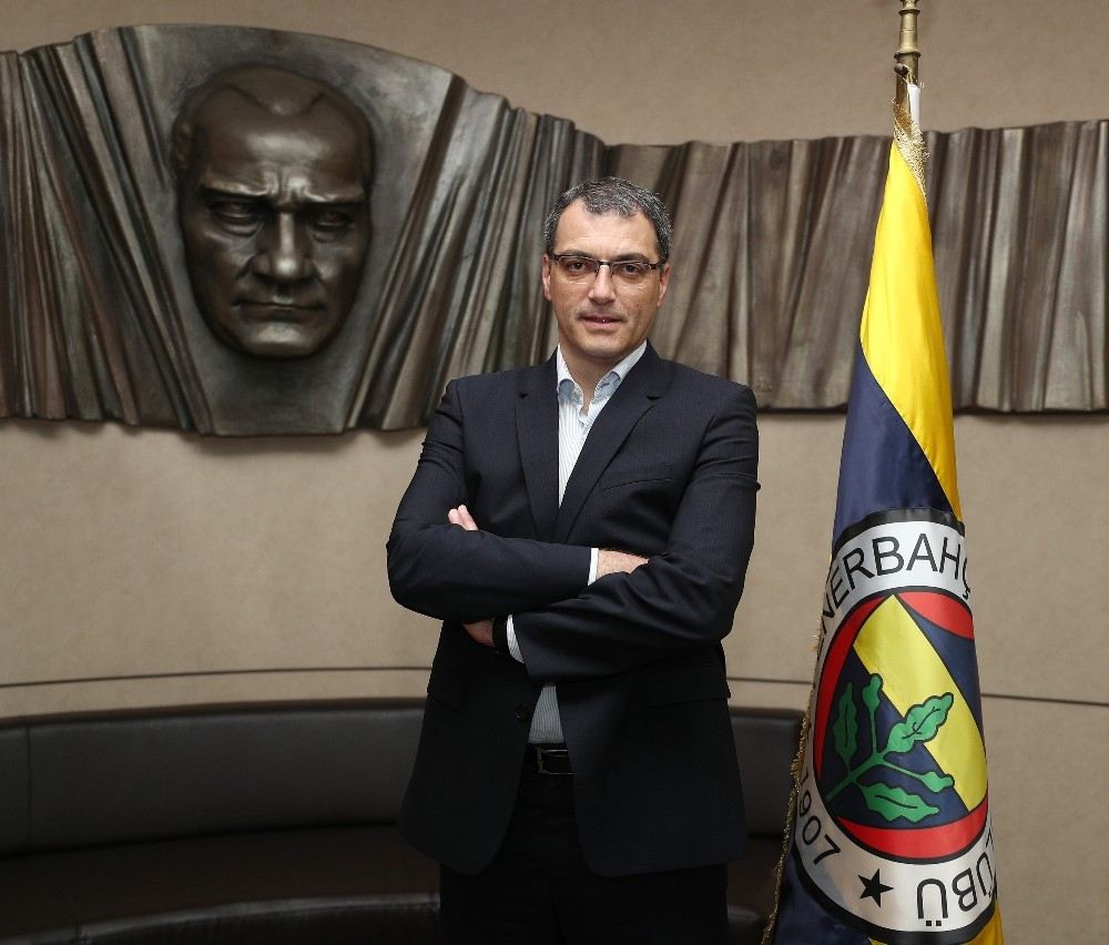 Fenerbahçe Comolliyi Resmen Açıkladı
