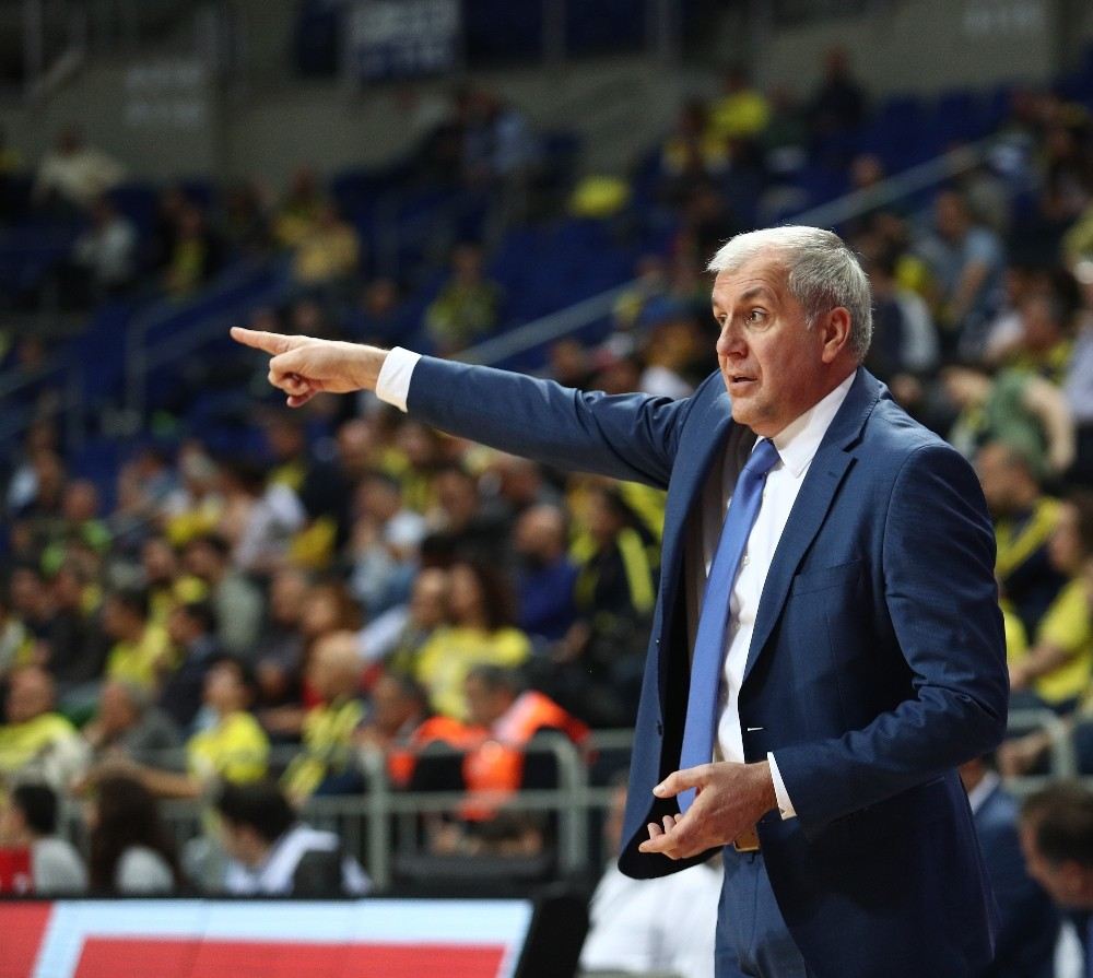 Fenerbahçe Doğuş, Liderliği Garantiledi