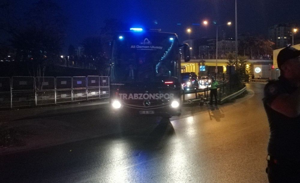 Fenerbahçe Ve Trabzonspor Stada Geldi