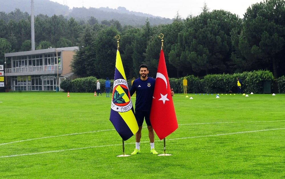 Fenerbahçede Tolga Ciğerci İlk Kez Sahada Çalıştı