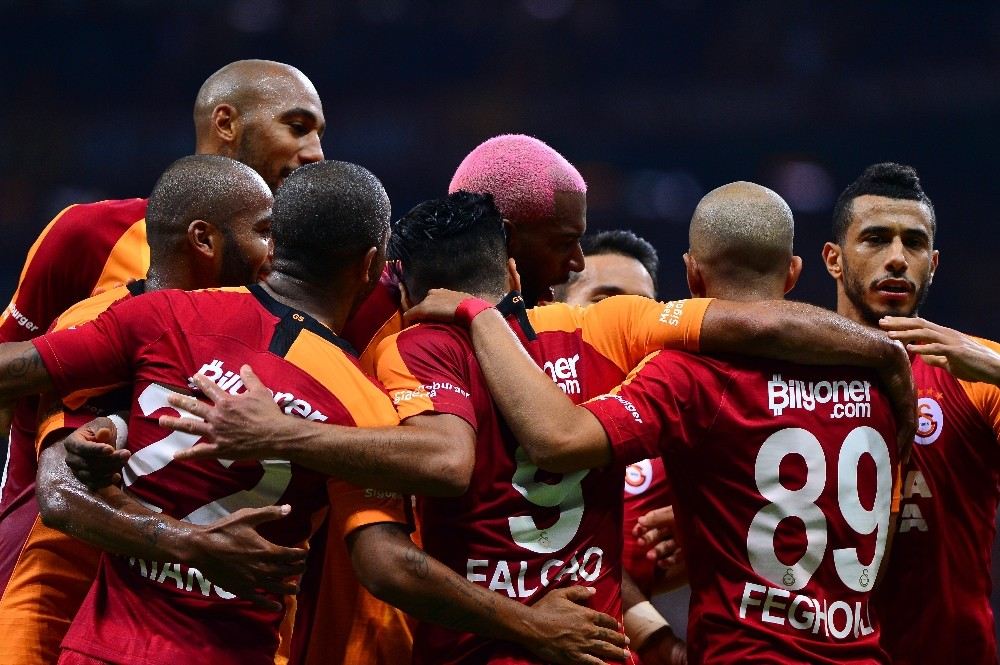 Galatasaray Evindeki Yenilmezliğini 38E Çıkardı