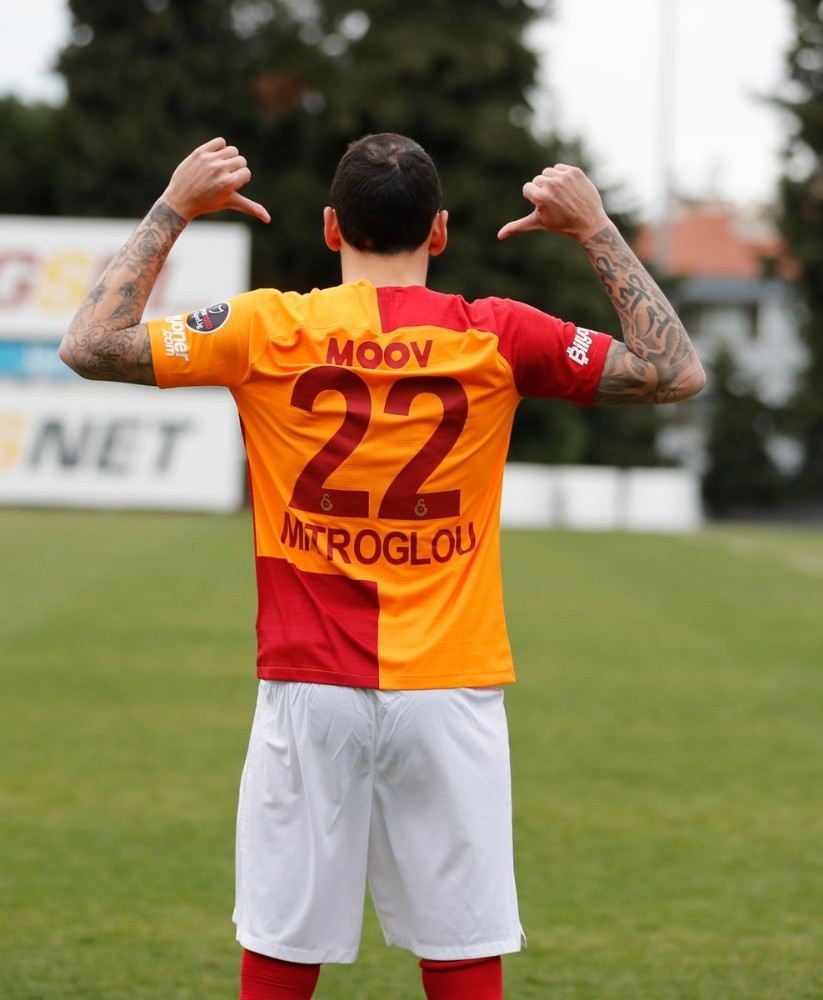 Galatasaray, Kostas Mitroglouyu Kapa Bildirdi