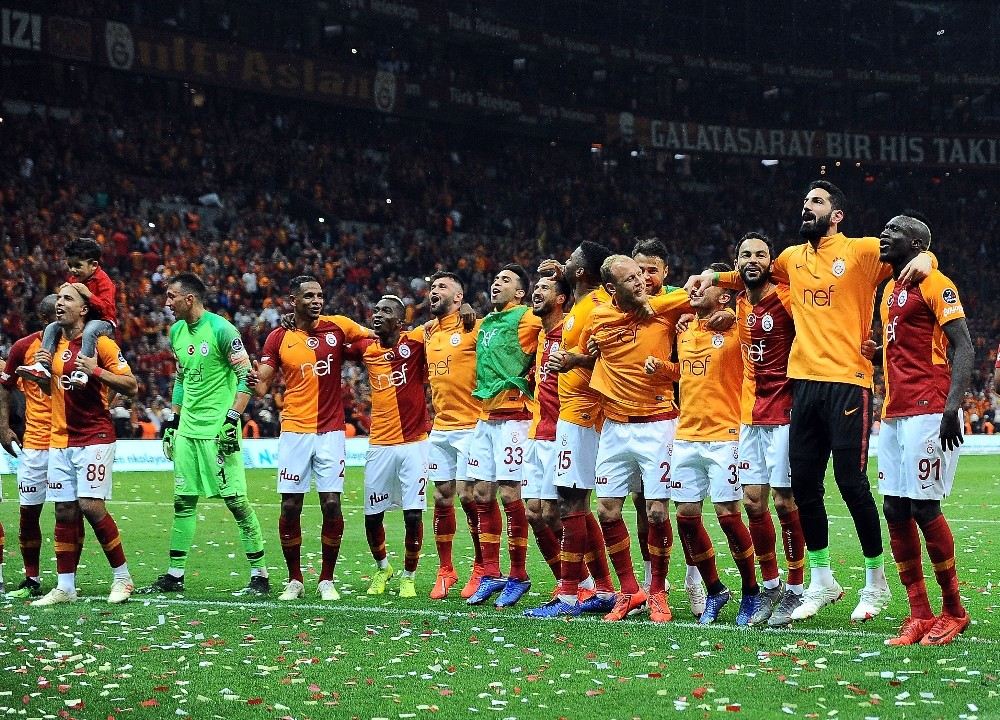 Galatasaray Ligdeki İç Saha Rekorunu Egale Etti