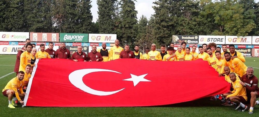 Galatasaray, Rizerpor Maçı Hazırlıklarını Sürdürdü