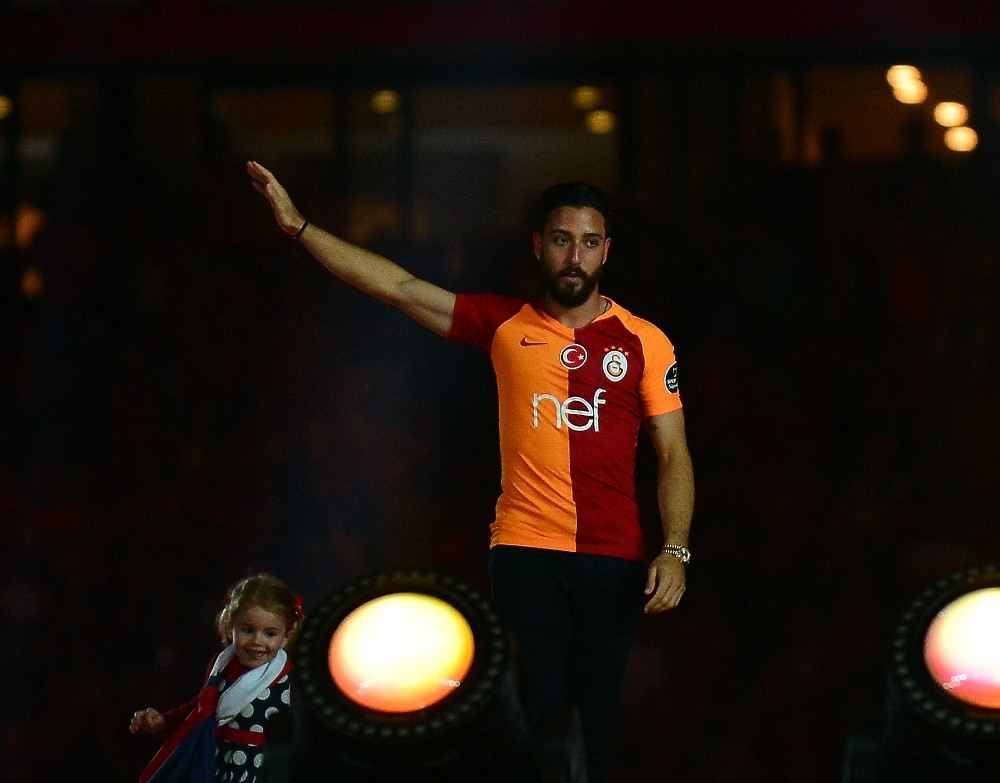 Galatasaray Tarık Çamdalın Sözleşmesini Feshetti
