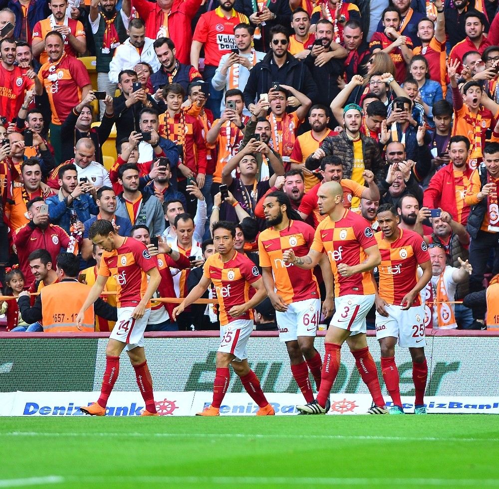 Galatasaraya Şampiyonluk İçin 1 Puan Yetiyor