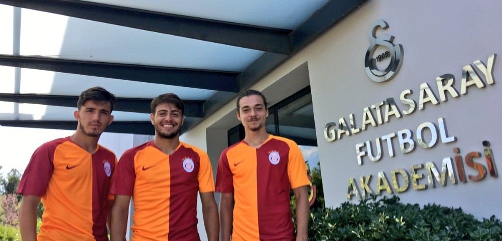 Galatasarayda 3 İmza