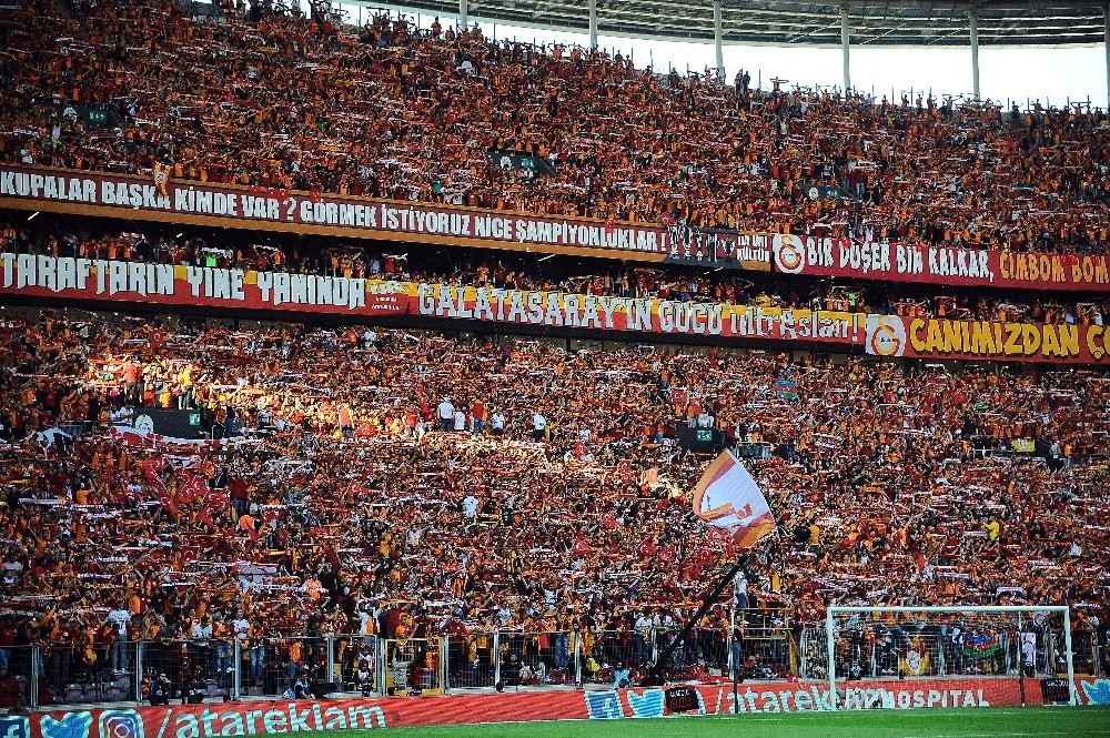 Galatasarayda Kombineler Genel Satışa Çıktı