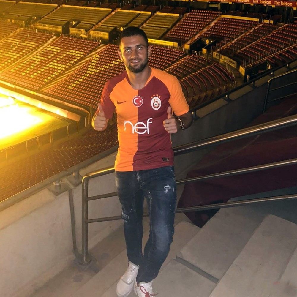 Galatasarayda Ömer Bayram Sakatlandı