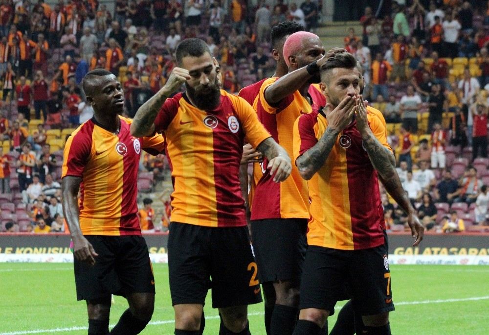 Galatasaraydan 4. Hazırlık Maçında 2. Galibiyet