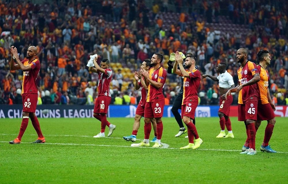 Galatasarayın Avrupadaki Galibiyet Hasreti 9 Maça Çıktı