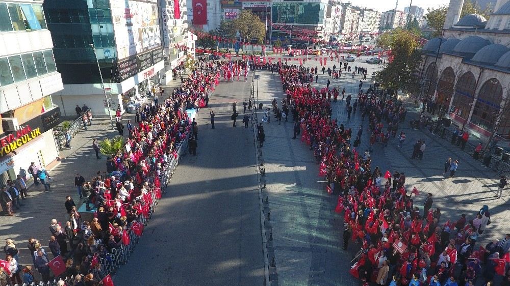 Gaziosmanpaşada 29 Ekim Coşkusu Havadan Görüntülendi