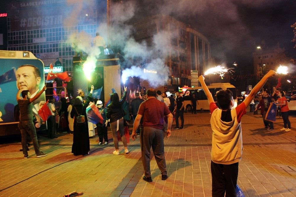 Gaziosmanpaşada Coşkulu Kutlama