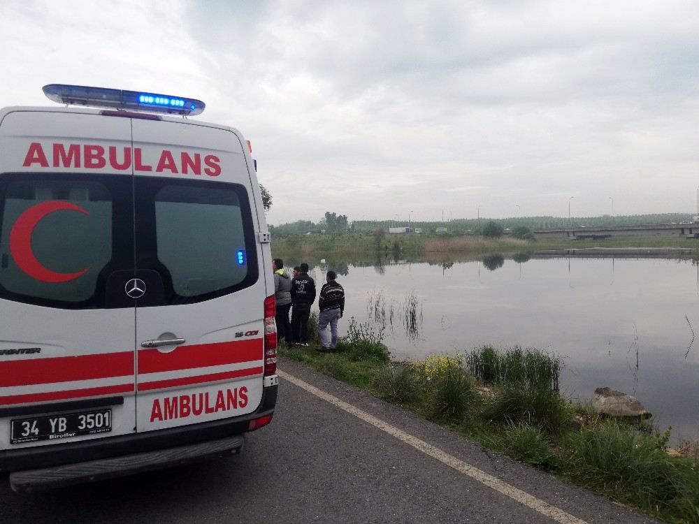 Gölde Açılan Uzaktan Kumandalı Teknesini Almak İsterken, Kayboldu