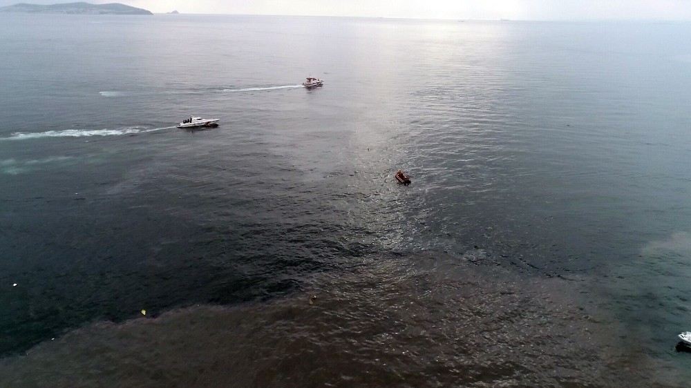 Helikopterin Düştüğü Bostancı Sahilindeki Çalışmalar Havadan Görüntülendi