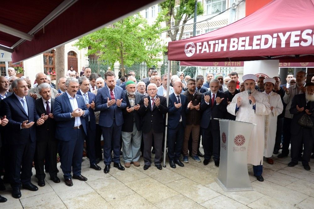 Hırka-İ Şerif Ramazanın İlk Cumasında Ziyarete Açıldı